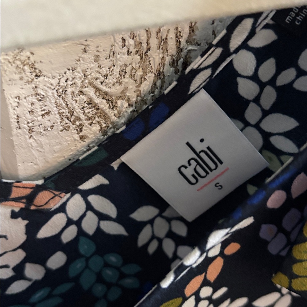 Cabi Limited Edition Cinco Dress - Picture 2 of 7